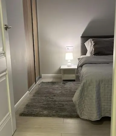 Old Town Free Underground Parking Apartment