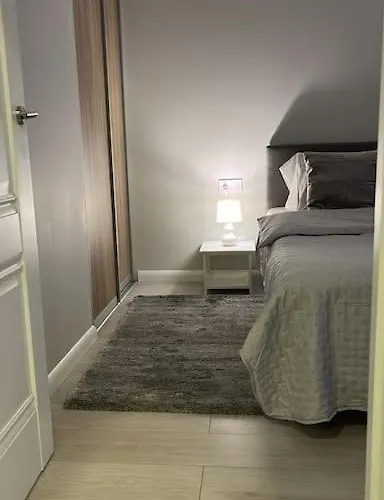 Old Town Free Underground Parking Apartment