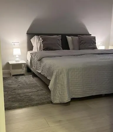 Old Town Free Underground Parking * ريغا